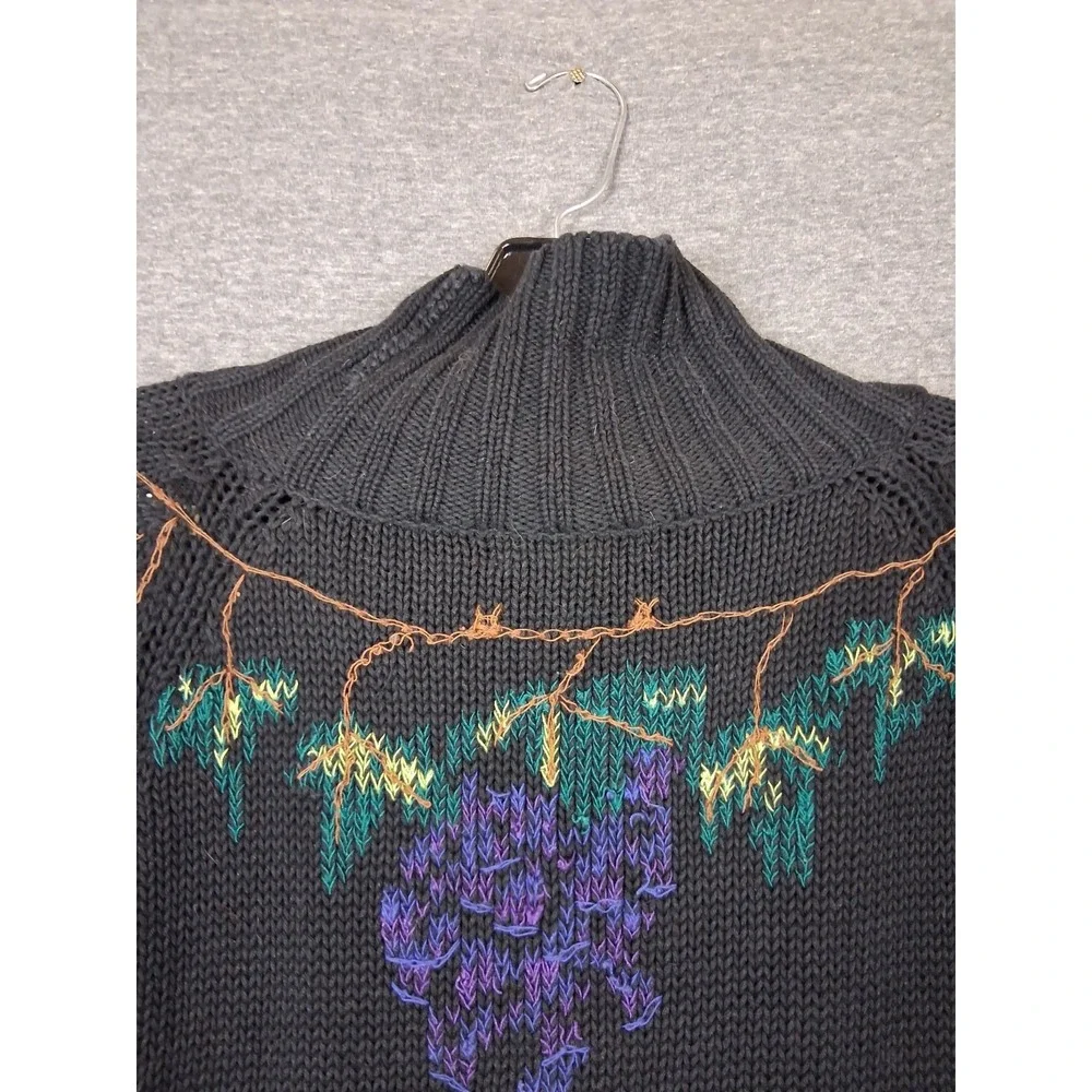 Cambridge Womens Sweater Large Black Grape Vine Embroidered Turtleneck VTG‎